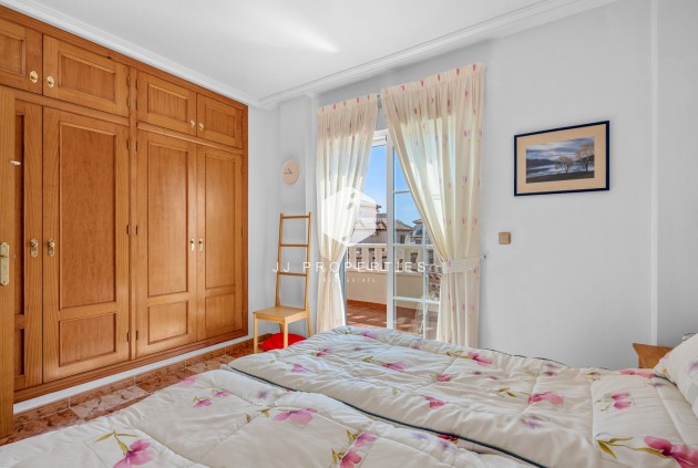 Resale - Chalet -
Cabo Roig - Costa Blanca