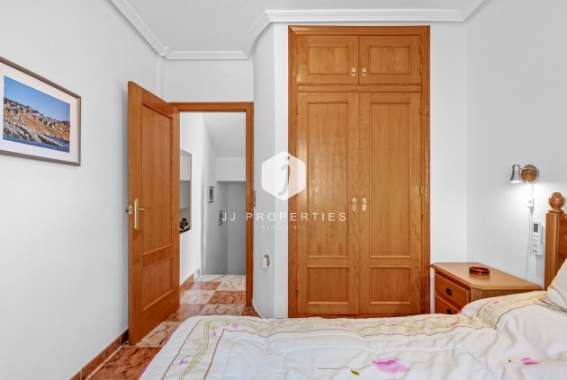 Resale - Chalet -
Cabo Roig - Costa Blanca