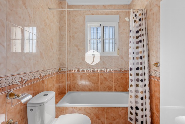Resale - Chalet -
Cabo Roig - Costa Blanca
