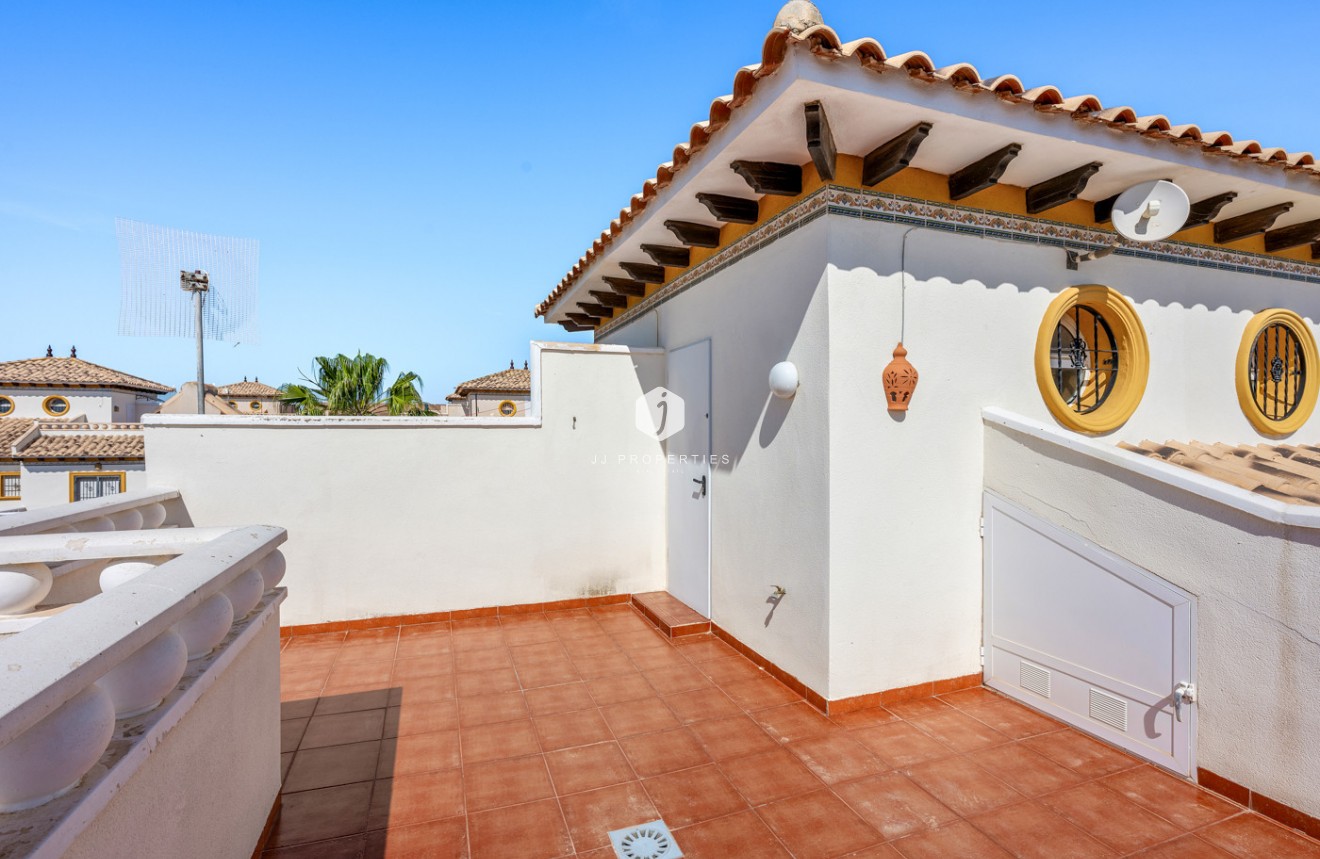 Resale - Chalet -
Cabo Roig - Costa Blanca