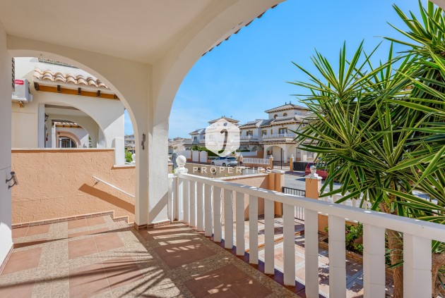 Resale - Chalet -
Cabo Roig - Costa Blanca