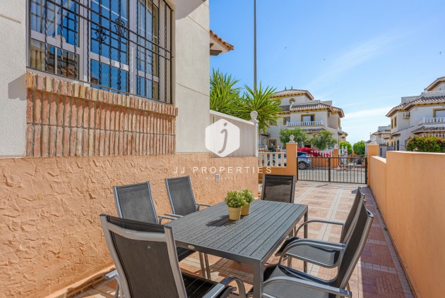 Resale - Chalet -
Cabo Roig - Costa Blanca