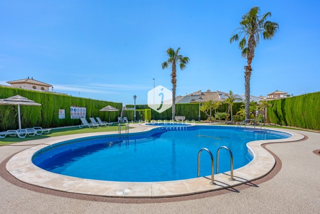 Resale - Chalet -
Cabo Roig - Costa Blanca