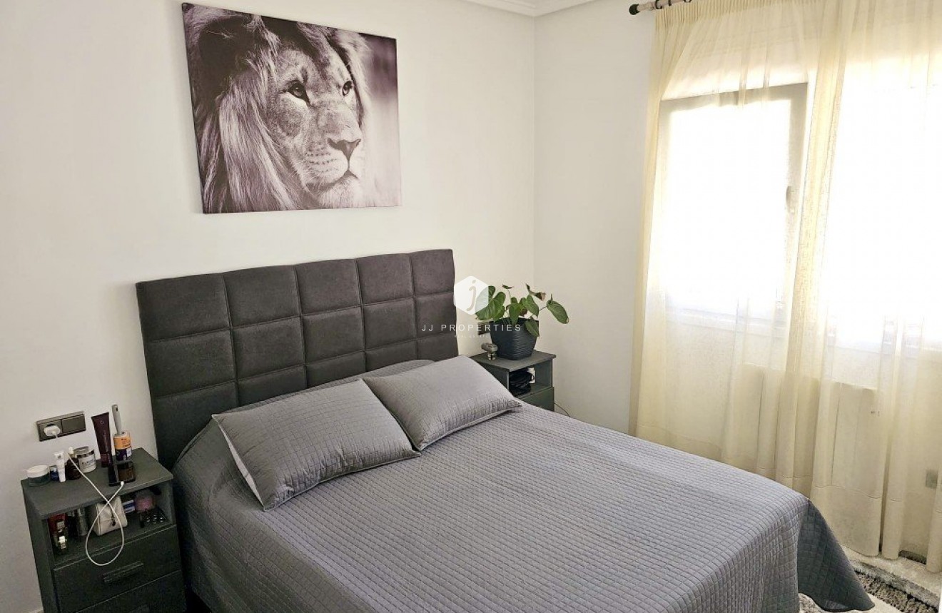 D'occasion - Villa -
Benijofar - Costa Blanca