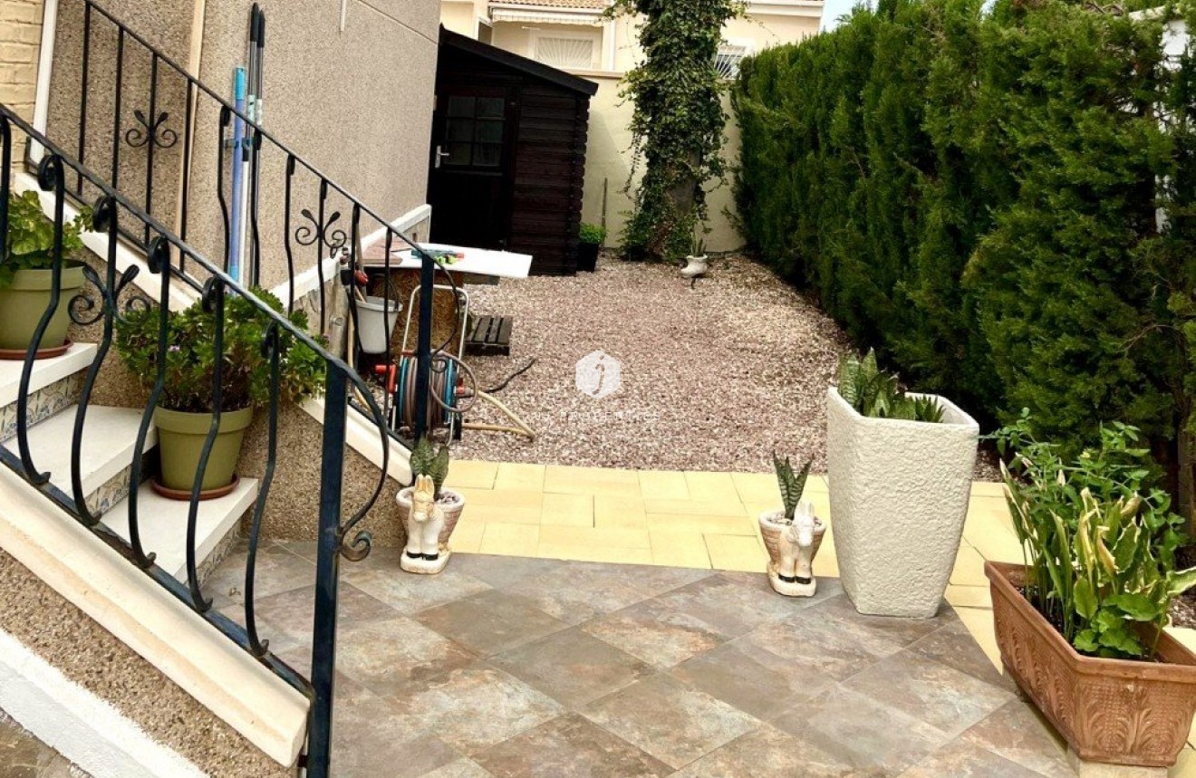D'occasion - Villa -
Benijofar - Costa Blanca