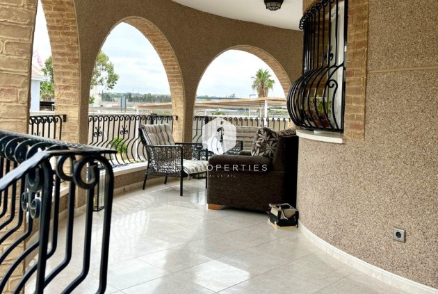 D'occasion - Villa -
Benijofar - Costa Blanca