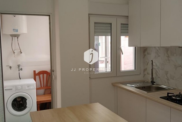 Resale - Apartment / flat -
Torrevieja - El molino