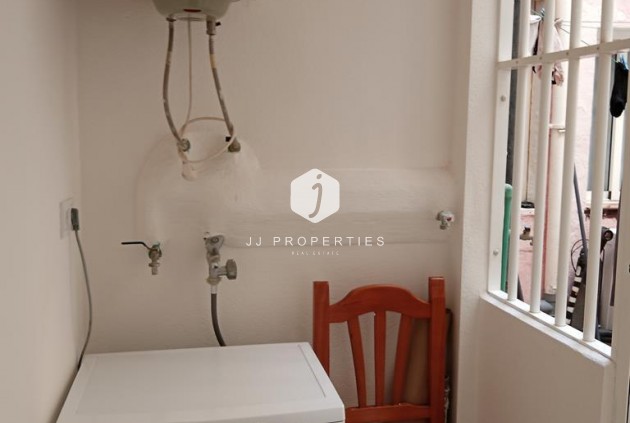Resale - Apartment / flat -
Torrevieja - El molino