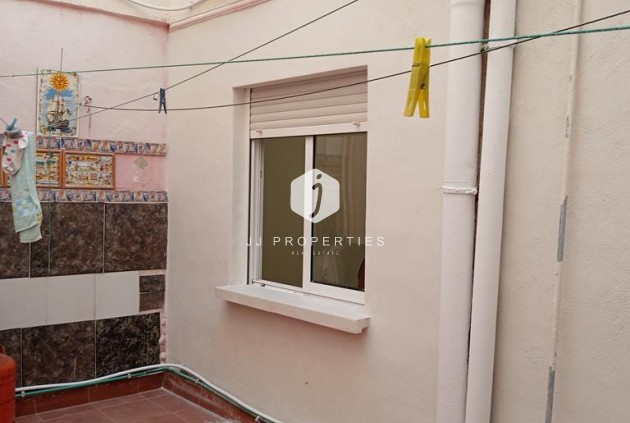 Resale - Apartment / flat -
Torrevieja - El molino