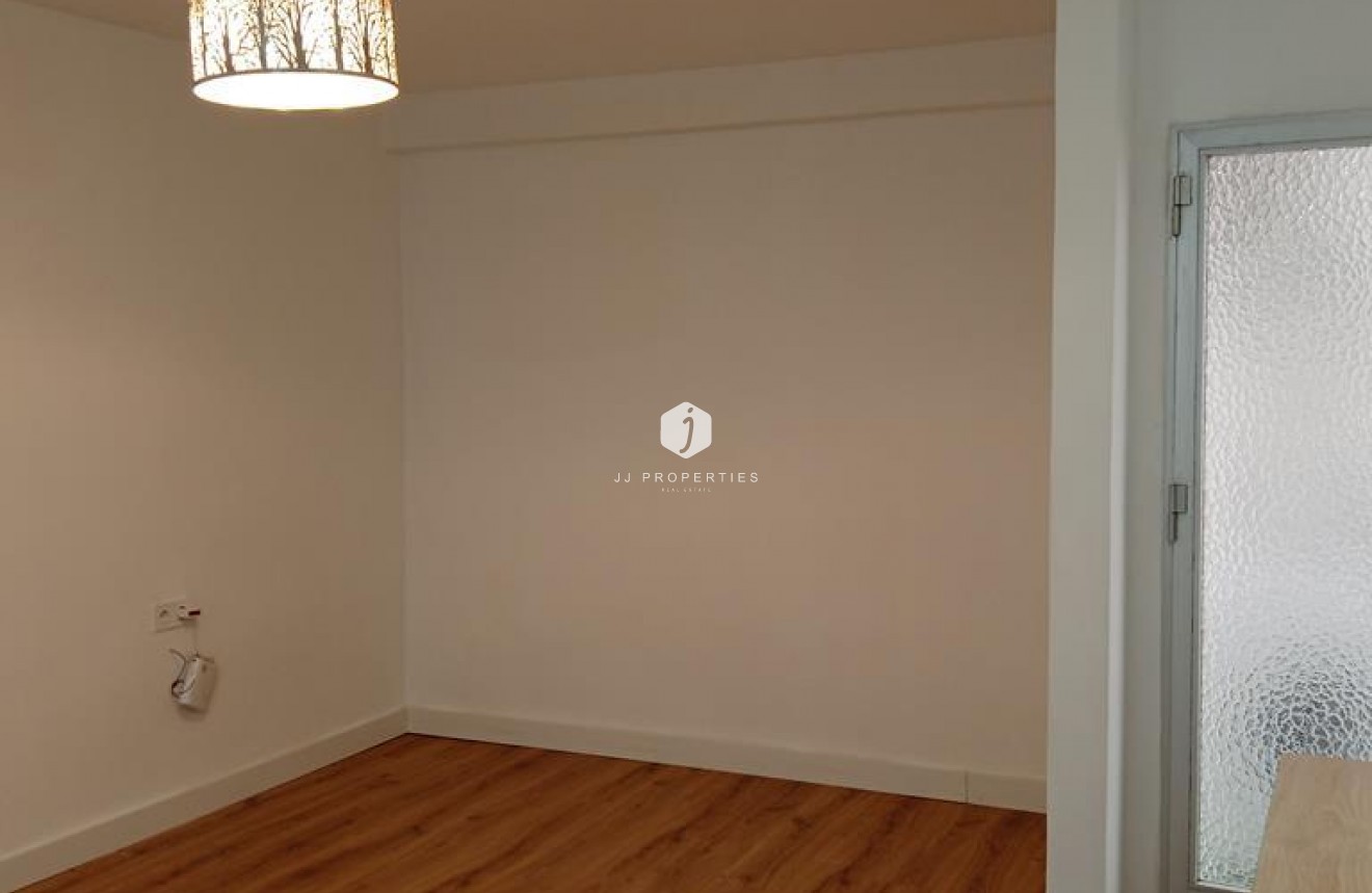 Resale - Apartment / flat -
Torrevieja - El molino
