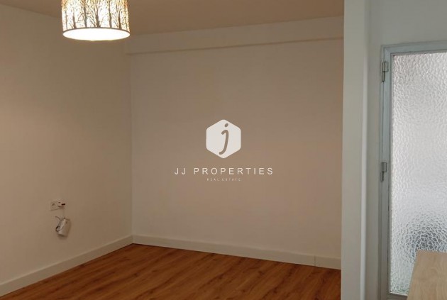 Resale - Apartment / flat -
Torrevieja - El molino