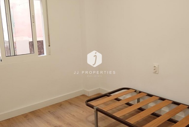 Resale - Apartment / flat -
Torrevieja - El molino