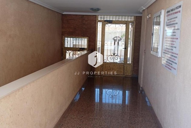 Resale - Apartment / flat -
Los Montesinos - PUEBLO CENTRO