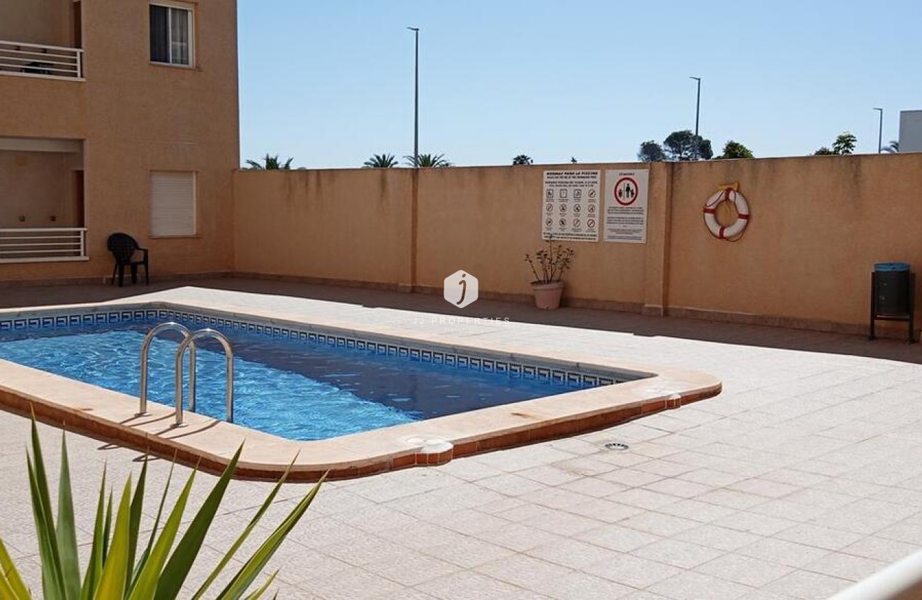 Resale - Apartment / flat -
Los Montesinos - PUEBLO CENTRO