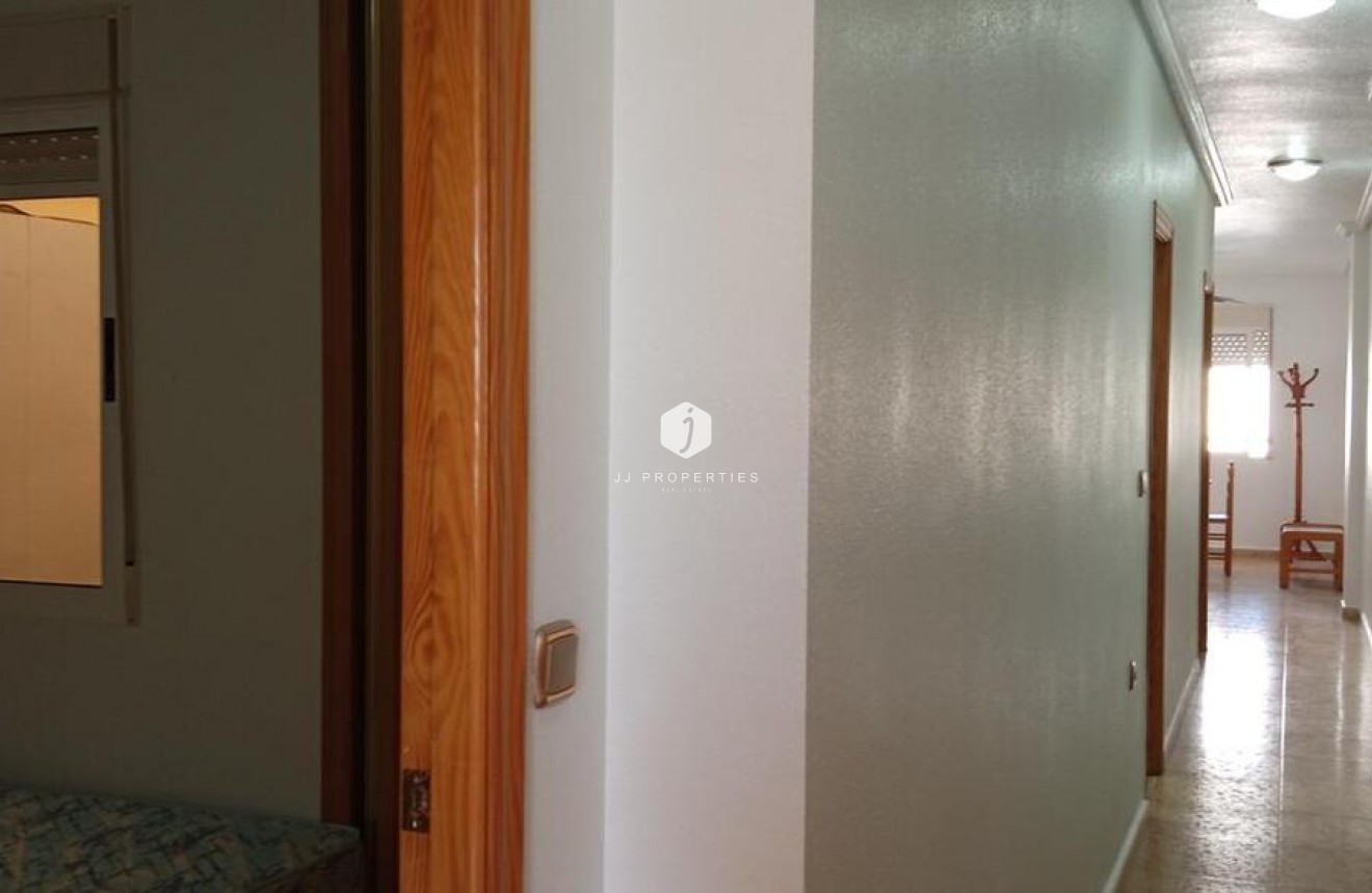 Resale - Apartment / flat -
Los Montesinos - PUEBLO CENTRO