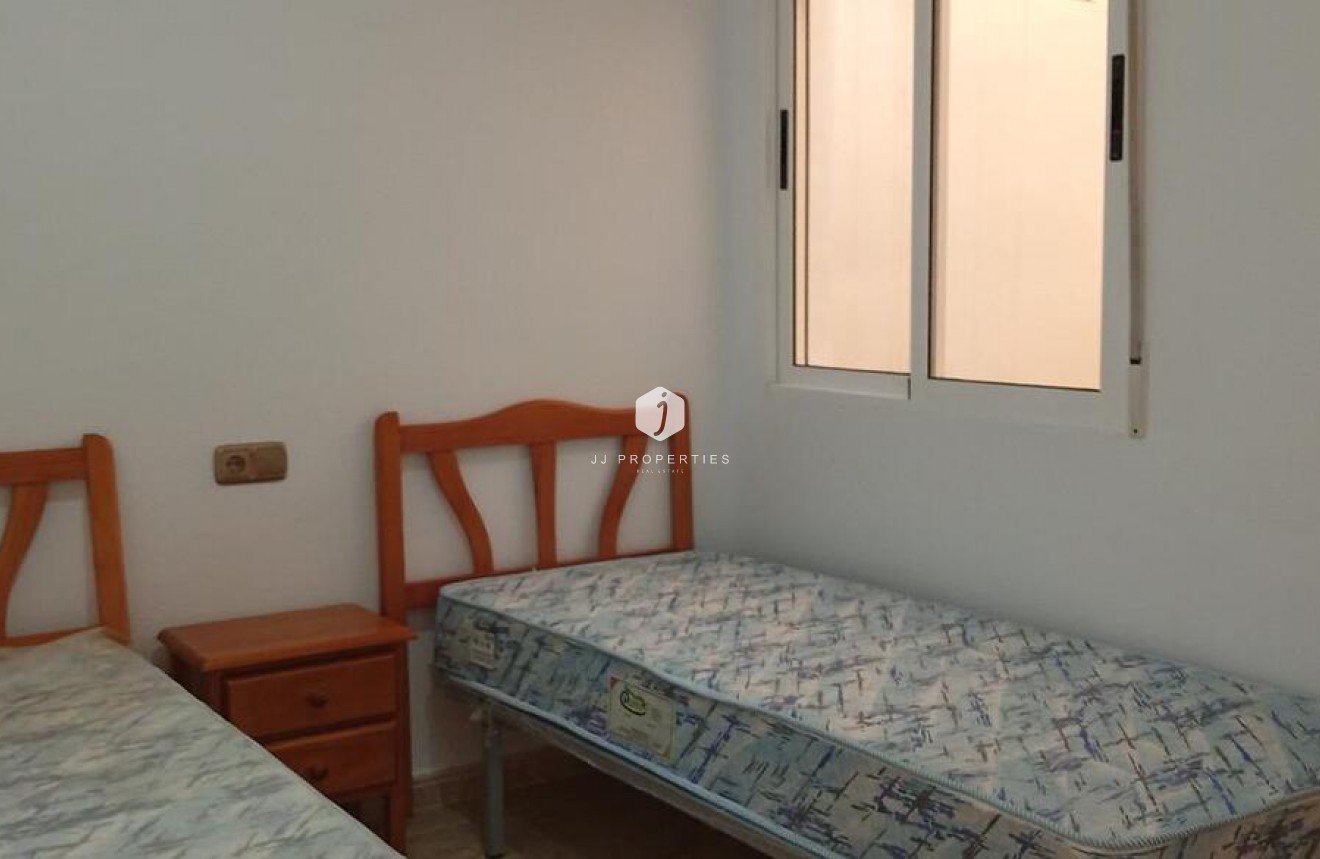 Resale - Apartment / flat -
Los Montesinos - PUEBLO CENTRO
