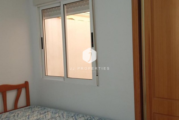 Resale - Apartment / flat -
Los Montesinos - PUEBLO CENTRO