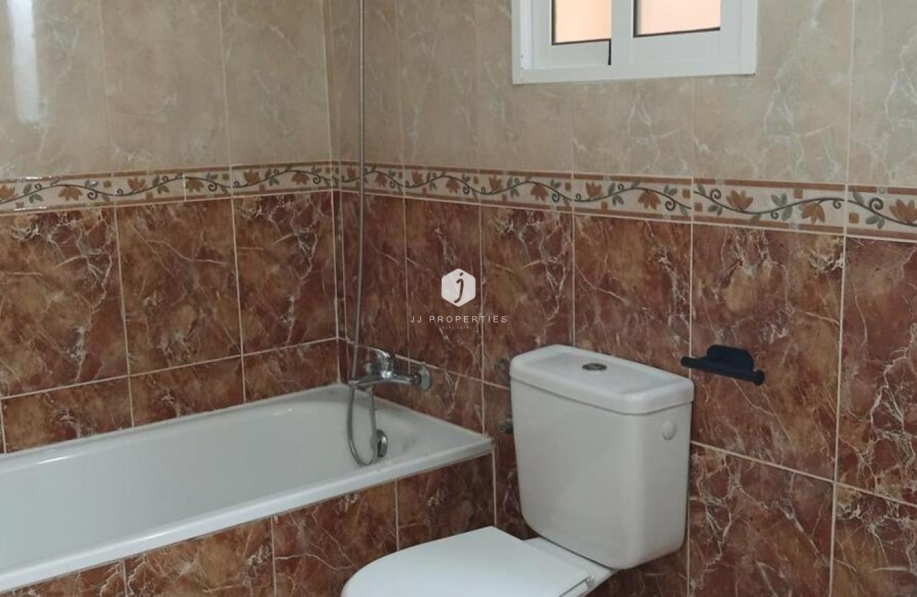 Resale - Apartment / flat -
Los Montesinos - PUEBLO CENTRO
