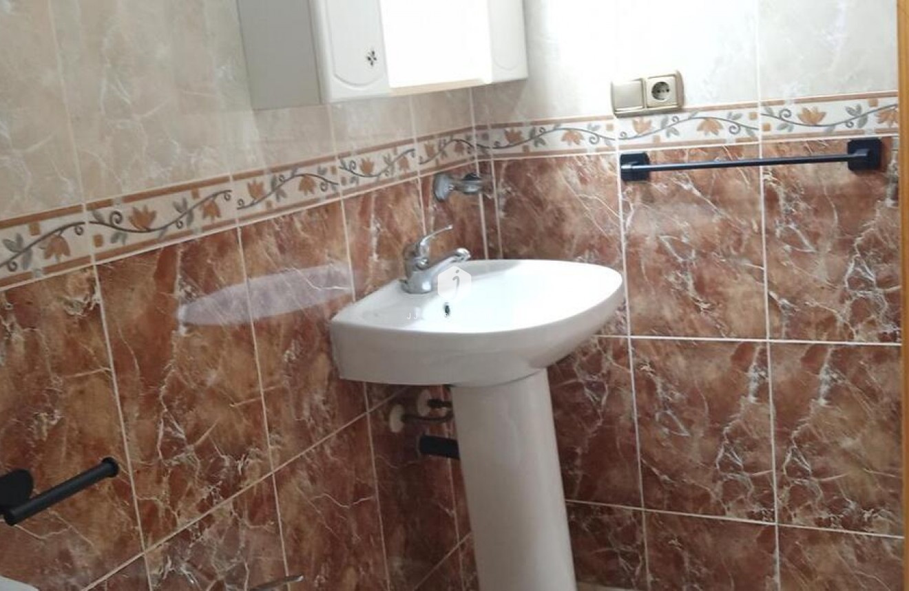 Resale - Apartment / flat -
Los Montesinos - PUEBLO CENTRO