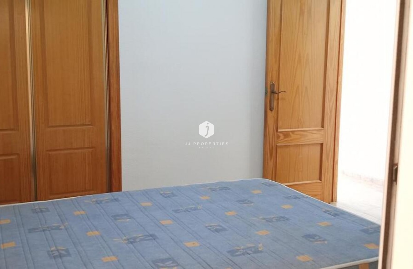 Resale - Apartment / flat -
Los Montesinos - PUEBLO CENTRO