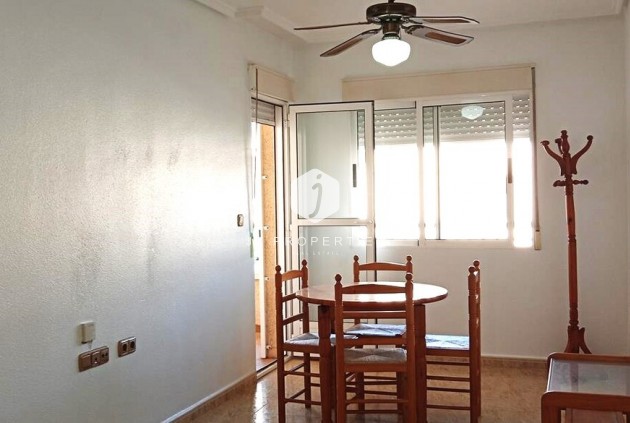 Resale - Apartment / flat -
Los Montesinos - PUEBLO CENTRO