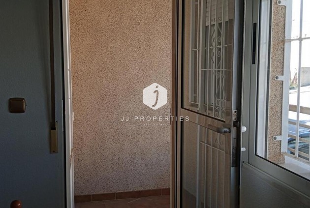 Resale - Apartment / flat -
Los Montesinos - PUEBLO CENTRO