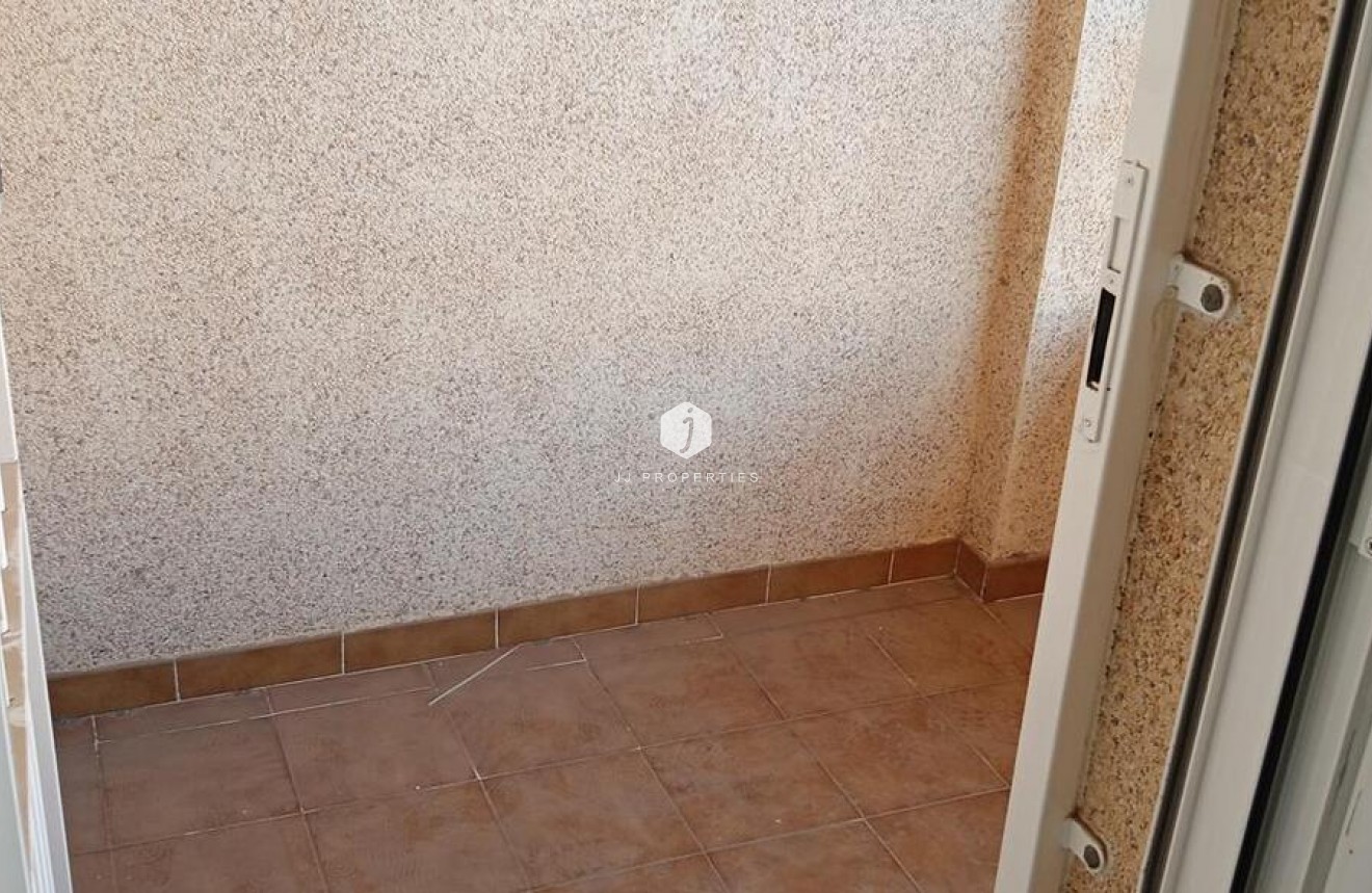 Resale - Apartment / flat -
Los Montesinos - PUEBLO CENTRO