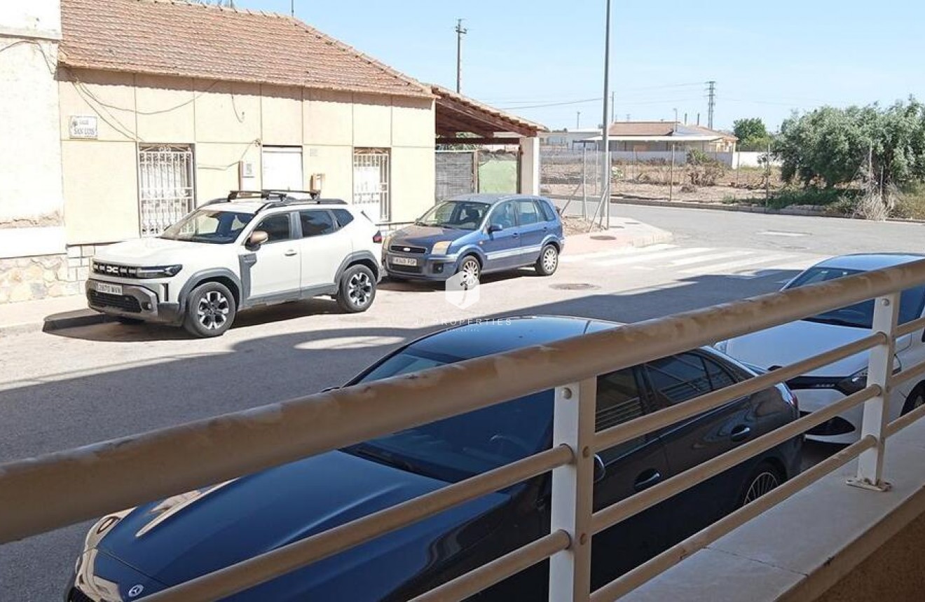 Resale - Apartment / flat -
Los Montesinos - PUEBLO CENTRO
