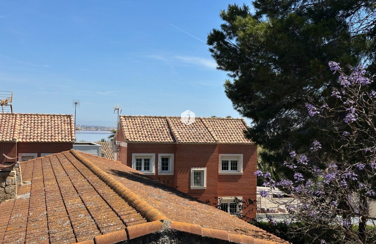 Z drugiej ręki - Villa -
Torrevieja - Costa Blanca