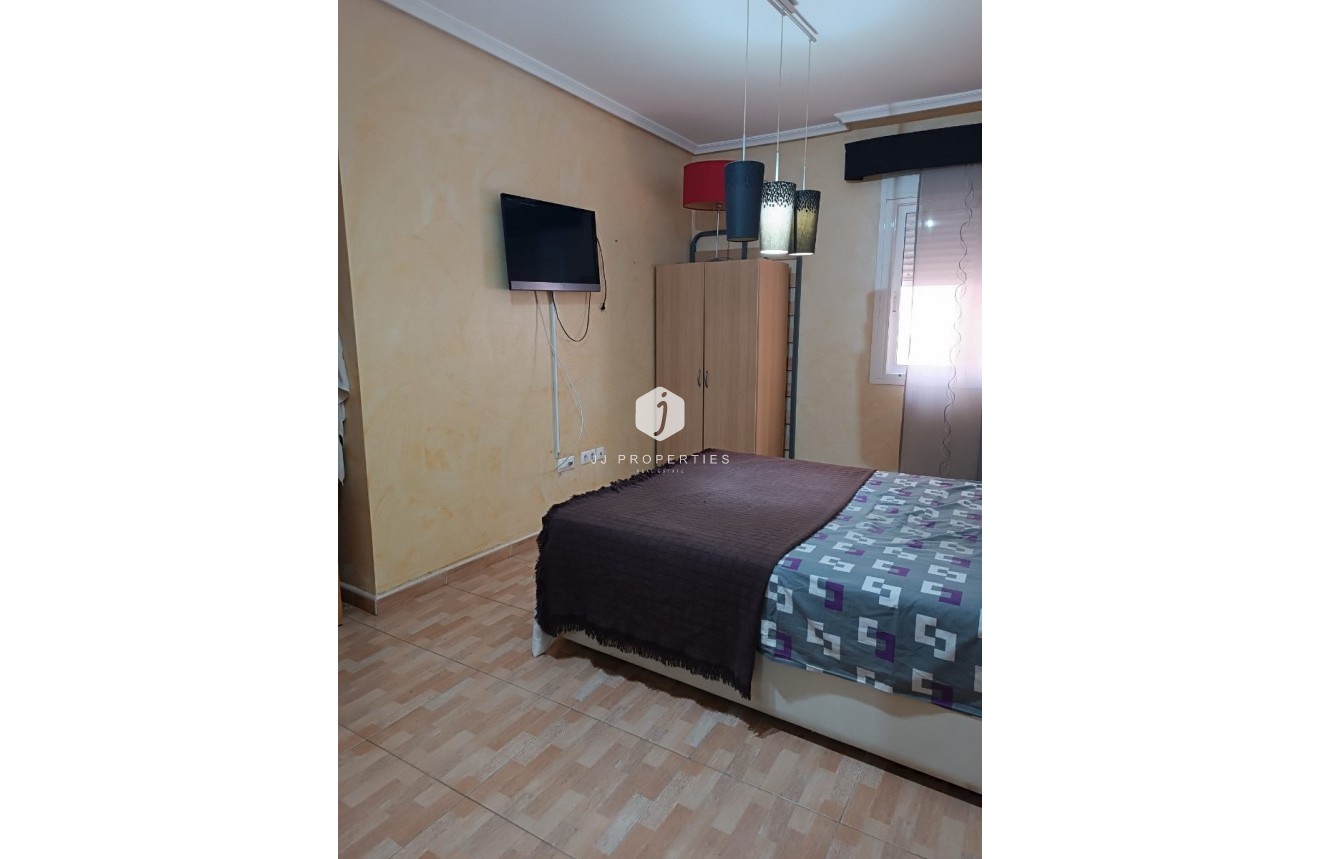 Segunda mano - Apartamento / piso -
Los Montesinos - Costa Blanca