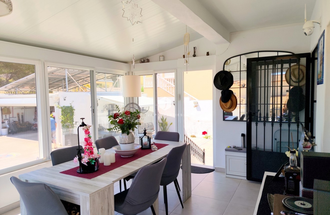 D'occasion - Villa -
San Miguel / Vistabella Golf - Inland