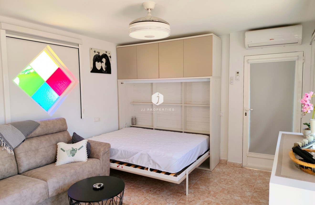 D'occasion - Villa -
San Miguel / Vistabella Golf - Inland