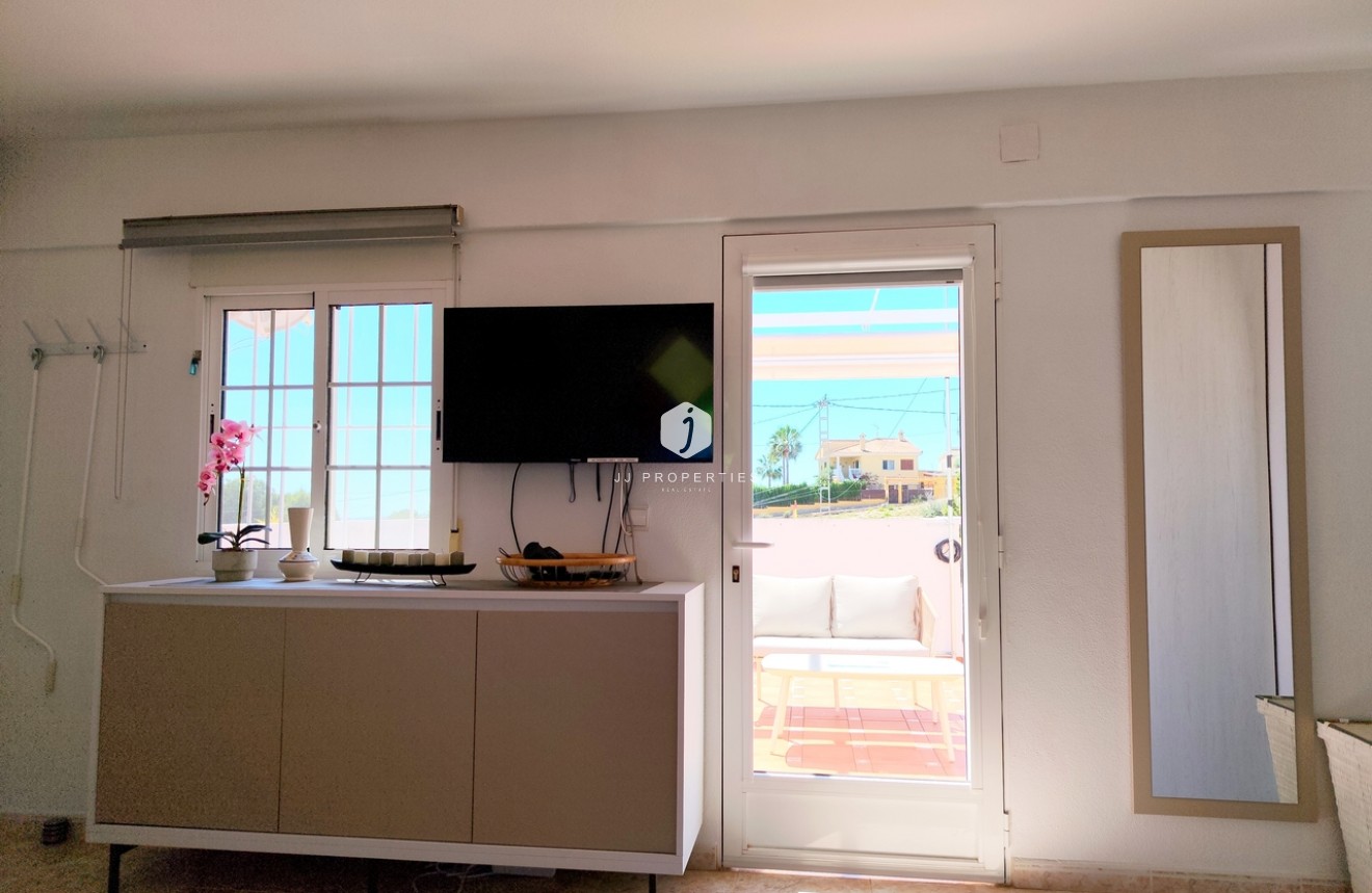D'occasion - Villa -
San Miguel / Vistabella Golf - Inland