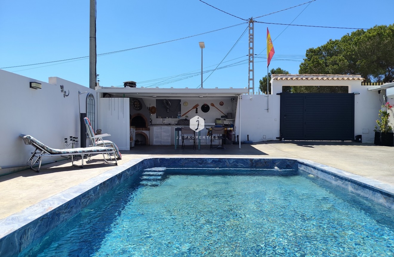 D'occasion - Villa -
San Miguel / Vistabella Golf - Inland
