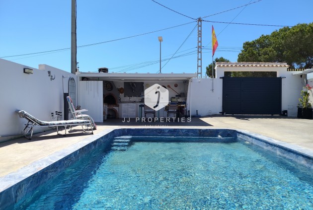 D'occasion - Villa -
San Miguel / Vistabella Golf - Inland