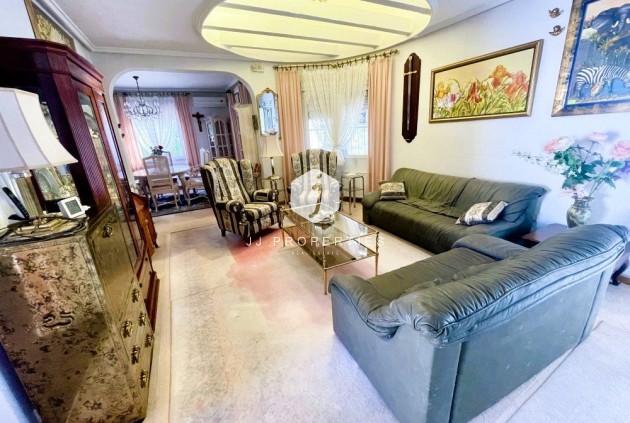 D'occasion - Villa -
Ciudad Quesada - Costa Blanca