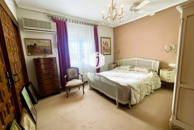 D'occasion - Villa -
Ciudad Quesada - Costa Blanca