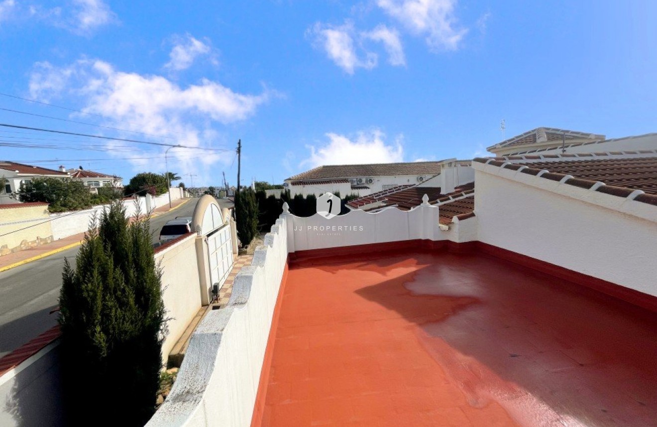 D'occasion - Villa -
Ciudad Quesada - Costa Blanca