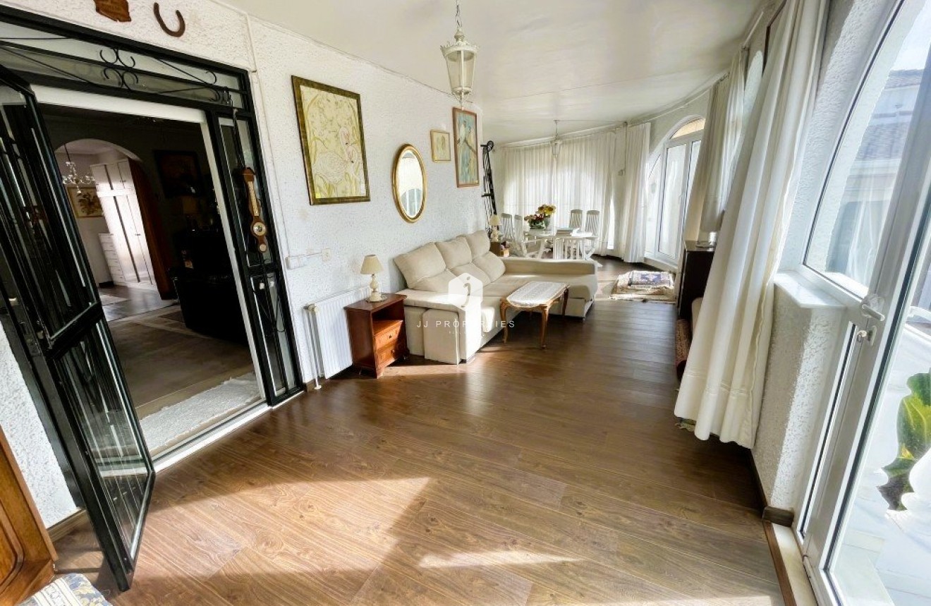D'occasion - Villa -
Ciudad Quesada - Costa Blanca
