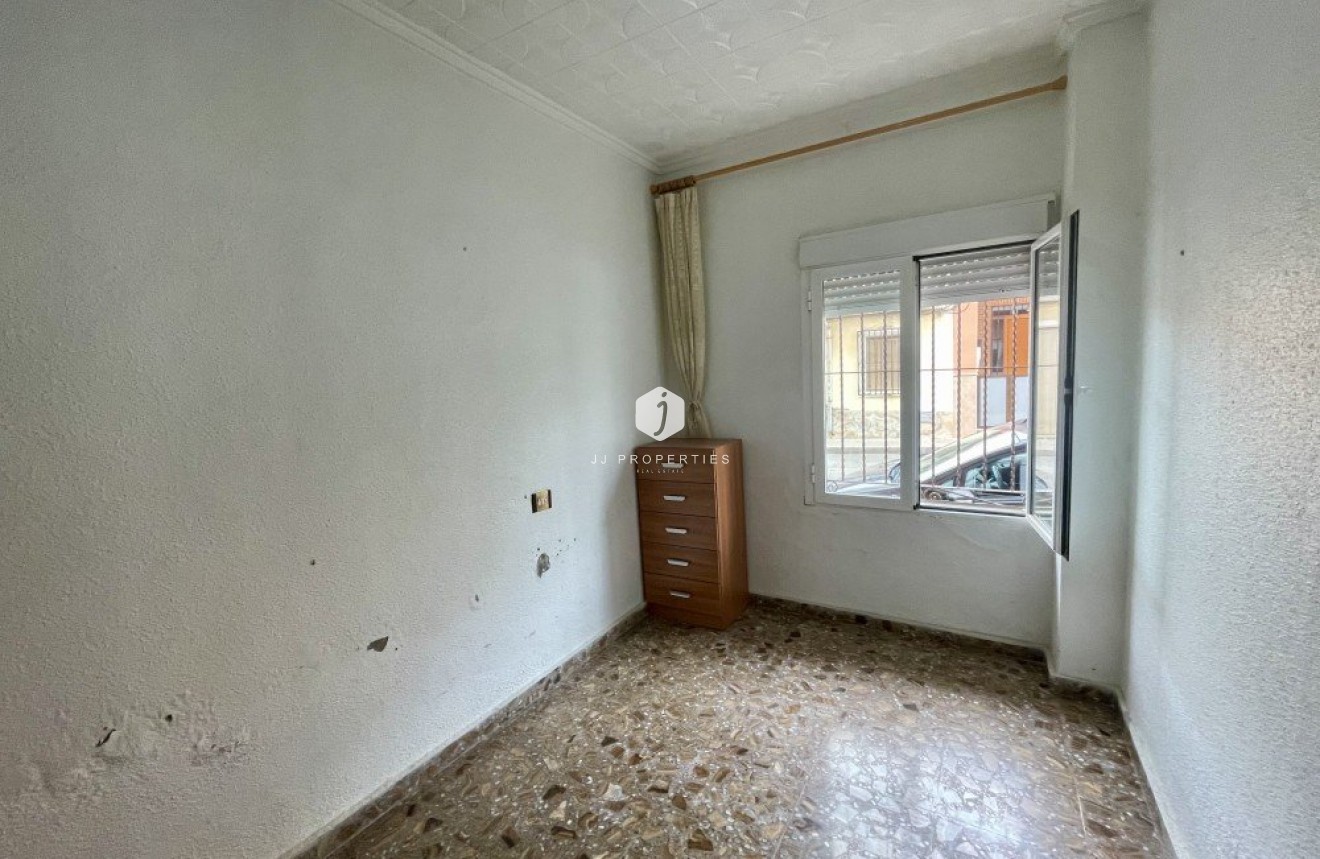 Resale - Apartment / flat -
Los Montesinos - Costa Blanca