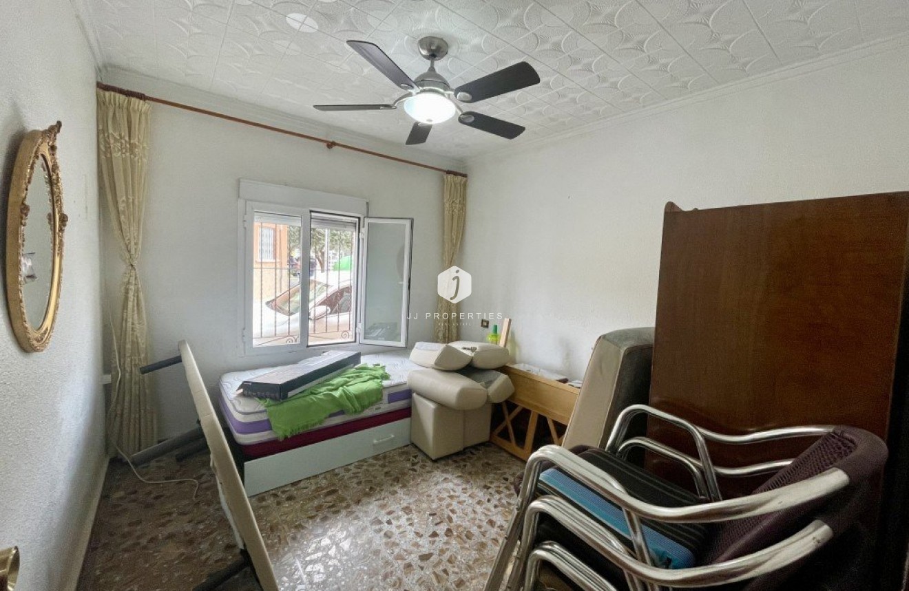 Resale - Apartment / flat -
Los Montesinos - Costa Blanca