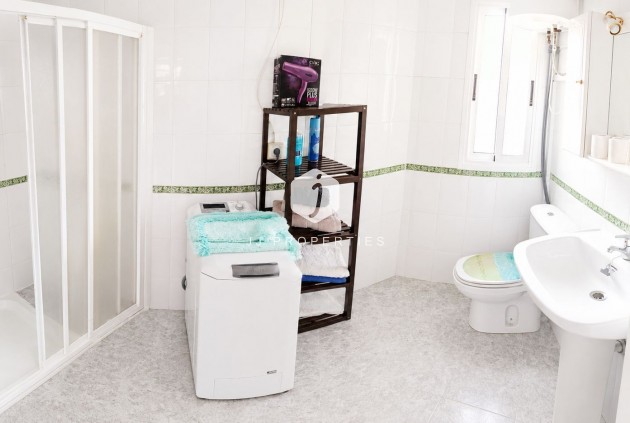 Resale - Apartment / flat -
San Miguel de Salinas - Inland