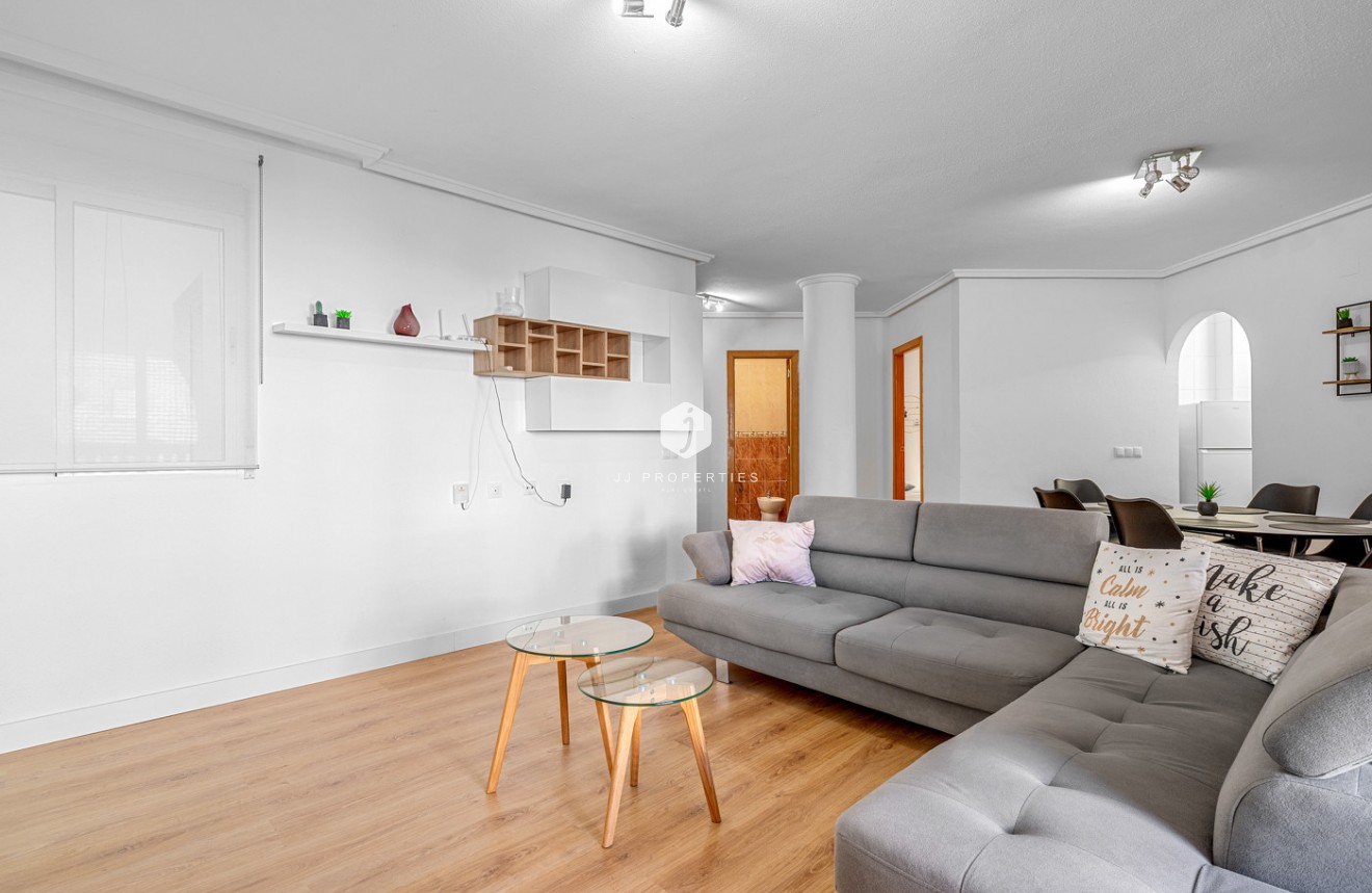Resale - Apartment / flat -
Torrevieja - Costa Blanca