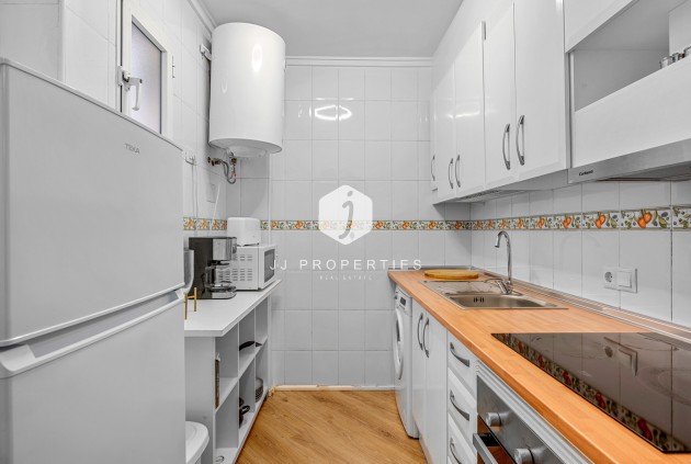 Resale - Apartment / flat -
Torrevieja - Costa Blanca