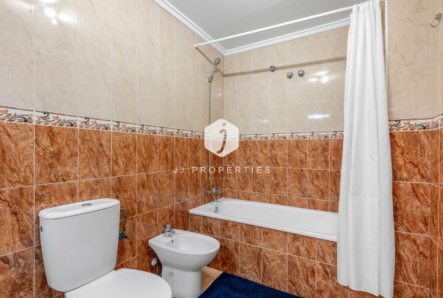 Resale - Apartment / flat -
Torrevieja - Costa Blanca
