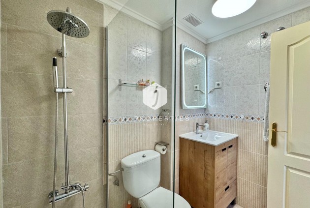 Resale - Apartment / flat -
Torrevieja - Gaspar Perrelló