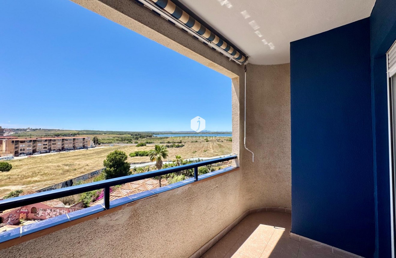 Resale - Apartment / flat -
Torrevieja - Gaspar Perrelló