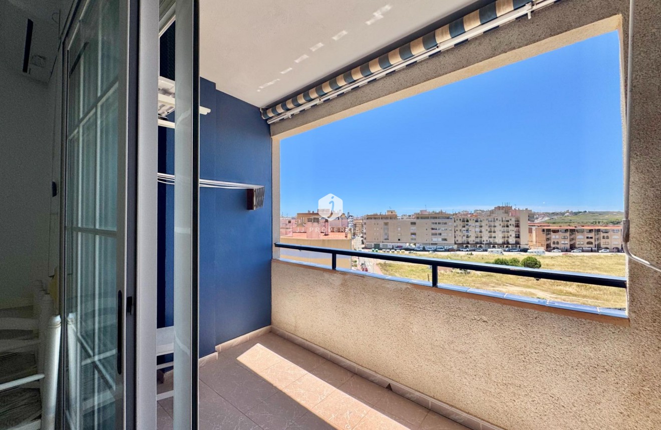 Resale - Apartment / flat -
Torrevieja - Gaspar Perrelló