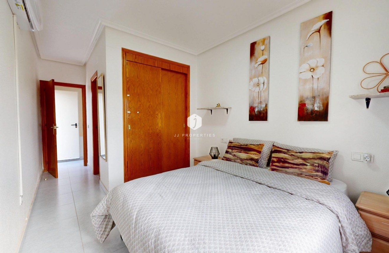 Segunda mano - Chalet -
San Miguel de Salinas - 03193