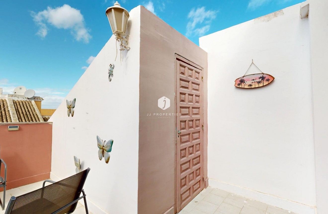 Segunda mano - Chalet -
San Miguel de Salinas - 03193